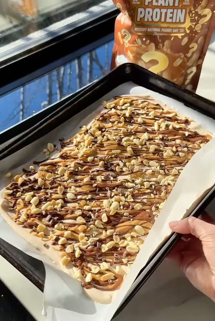 Choc PB Yoghurt Protein Bark