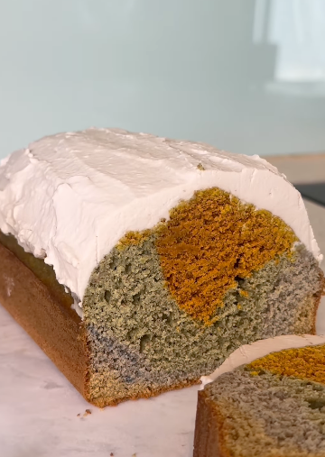 Froot Loops Cake