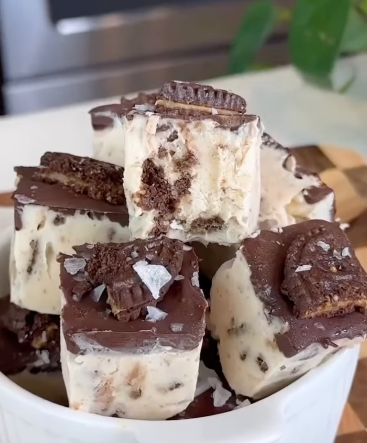 Cookies & Cream Frozen Yoghurt Bites