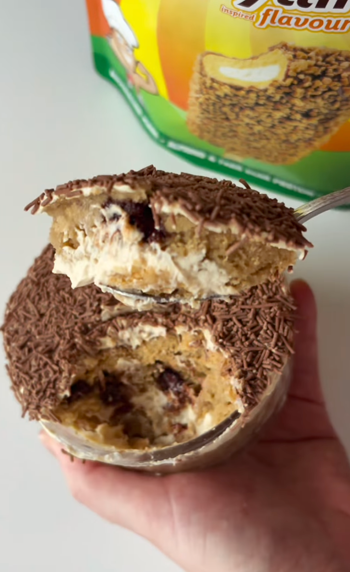 Golden Gaytime Dot Cake