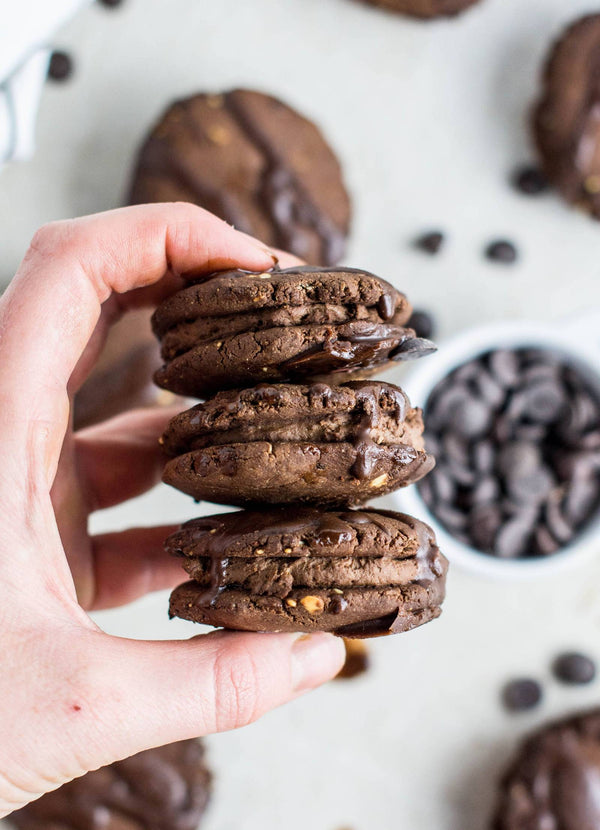 CHOCOLATE PB COOKIE SANDWICHEs