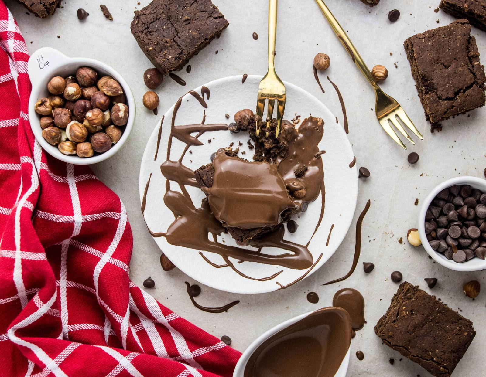CHOC HAZELNUT BROWNIES
