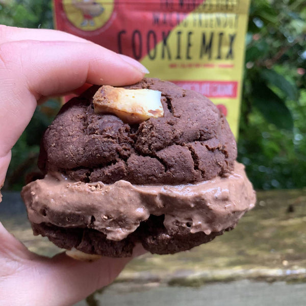 Choc Mousse Cookie Sandwiches