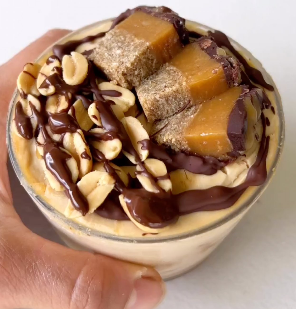 Snickers Cheesecake
