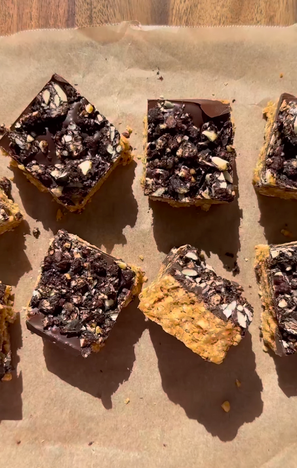 Golden Gaytime Crunch Bars