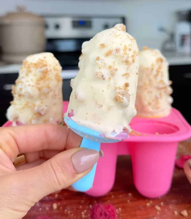 Raspberry White-Choc Yoghurt Pops