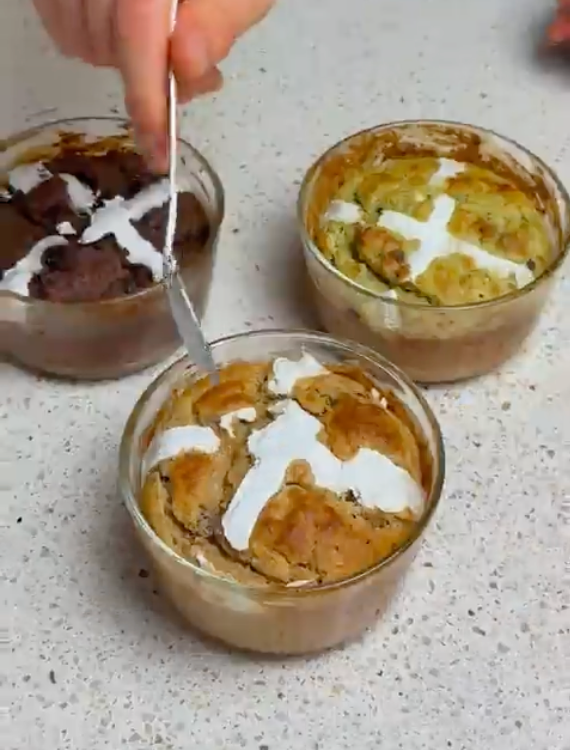 Hot Cross Bun Baked Oats (3 ways)
